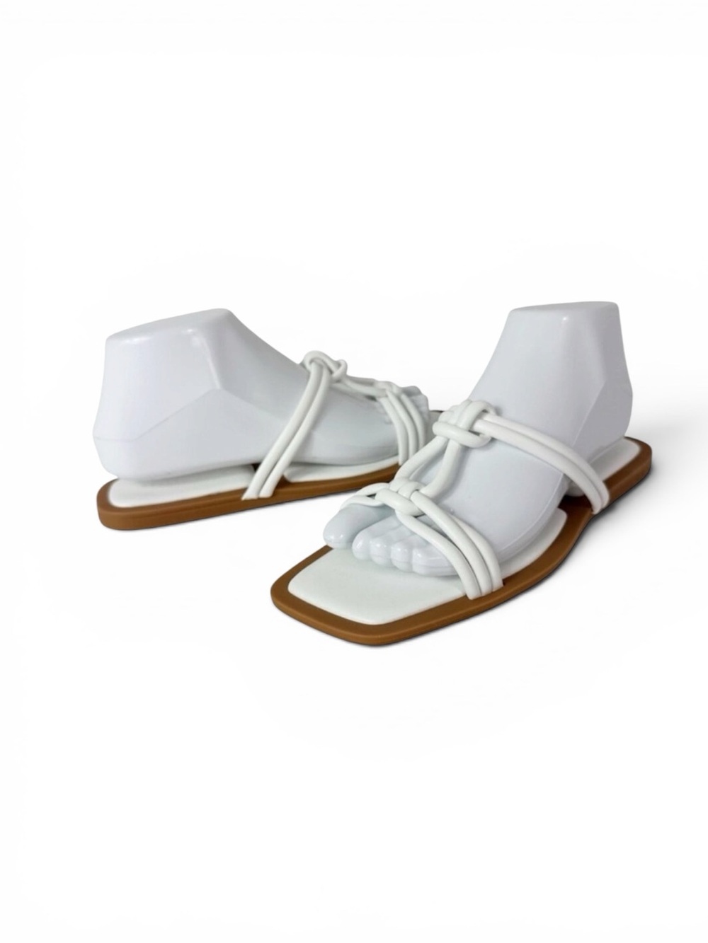 Azalea Wang Women's 8 Stetson White Slip On Square Toe Knot Sandals New 0188